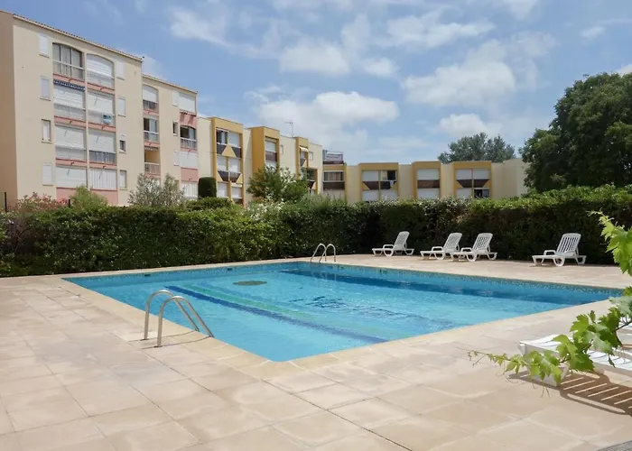 Apartment Terrasses De La Baronnie-3 By Interhome